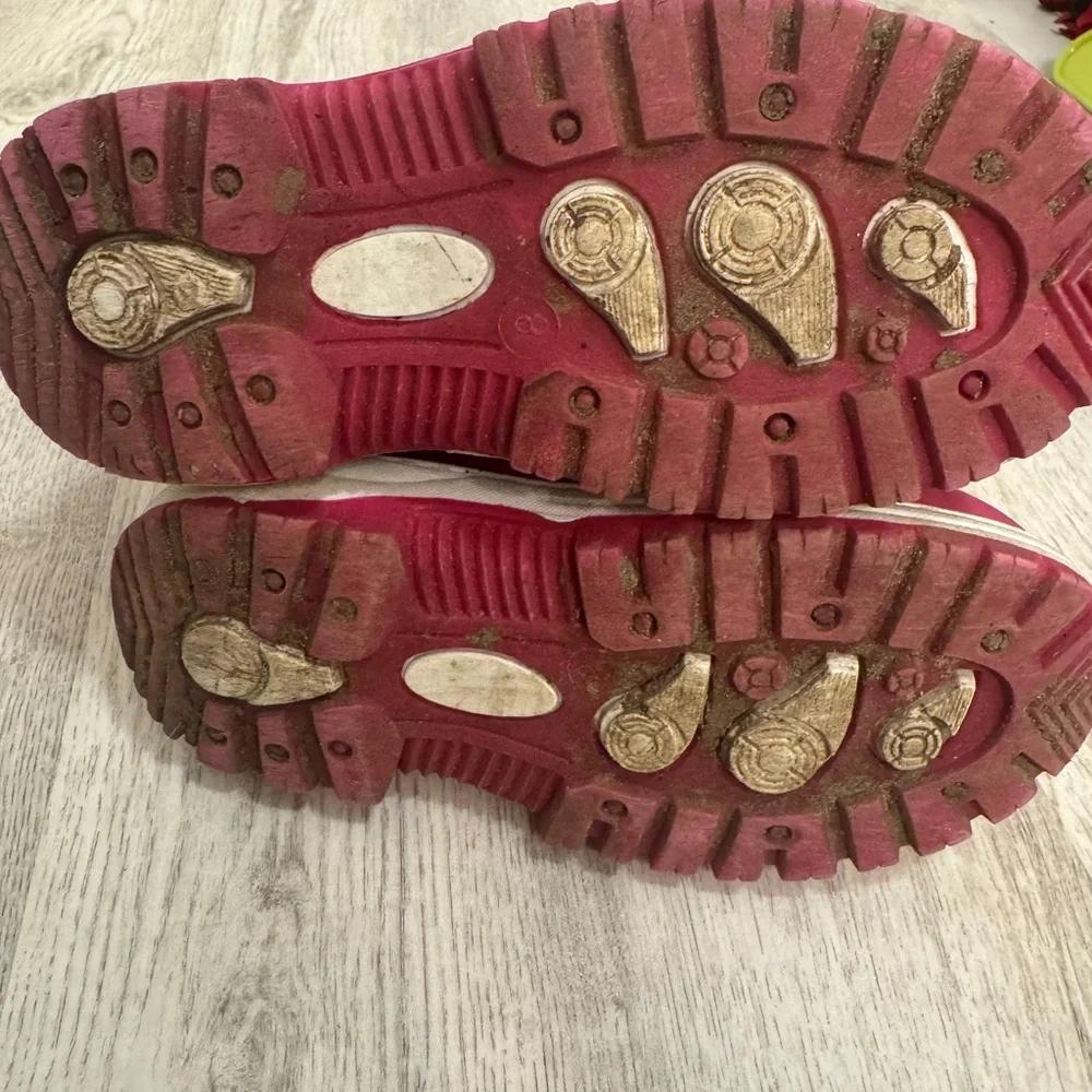 Cozy Pink Snowflake Winter Boots